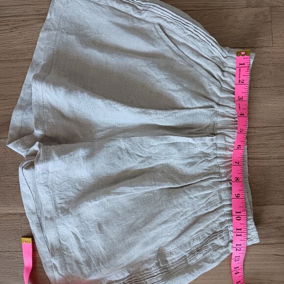 Beige linen shorts with stretchy waistband - Picture 5 of 5